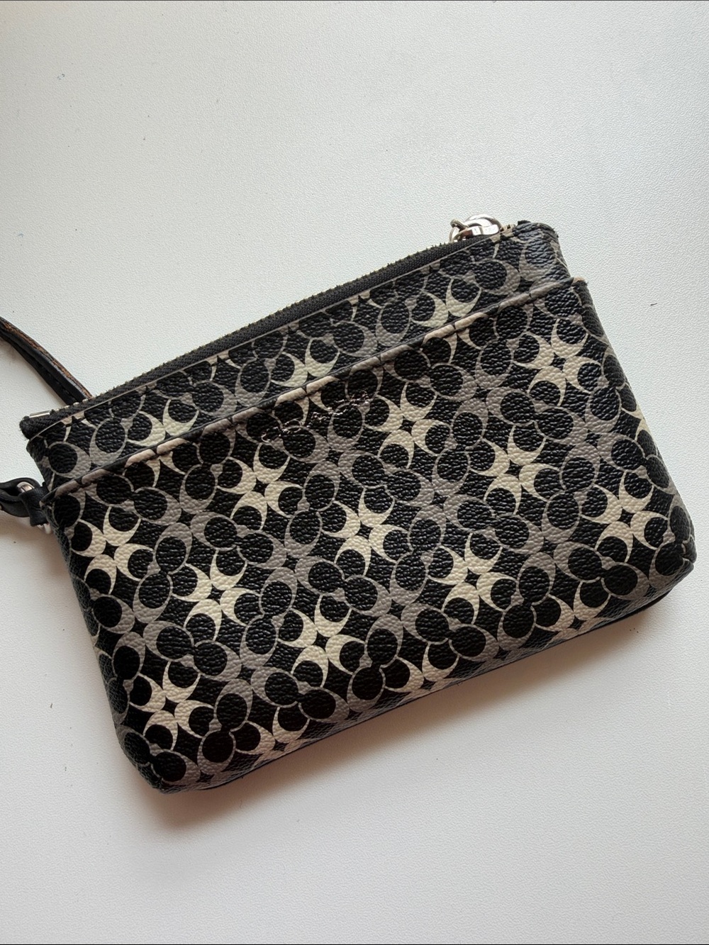 Coach Black & Cream Signature Wristlet